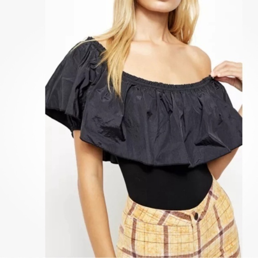 Free People poof goes my heart ruffle bodysuit nwt